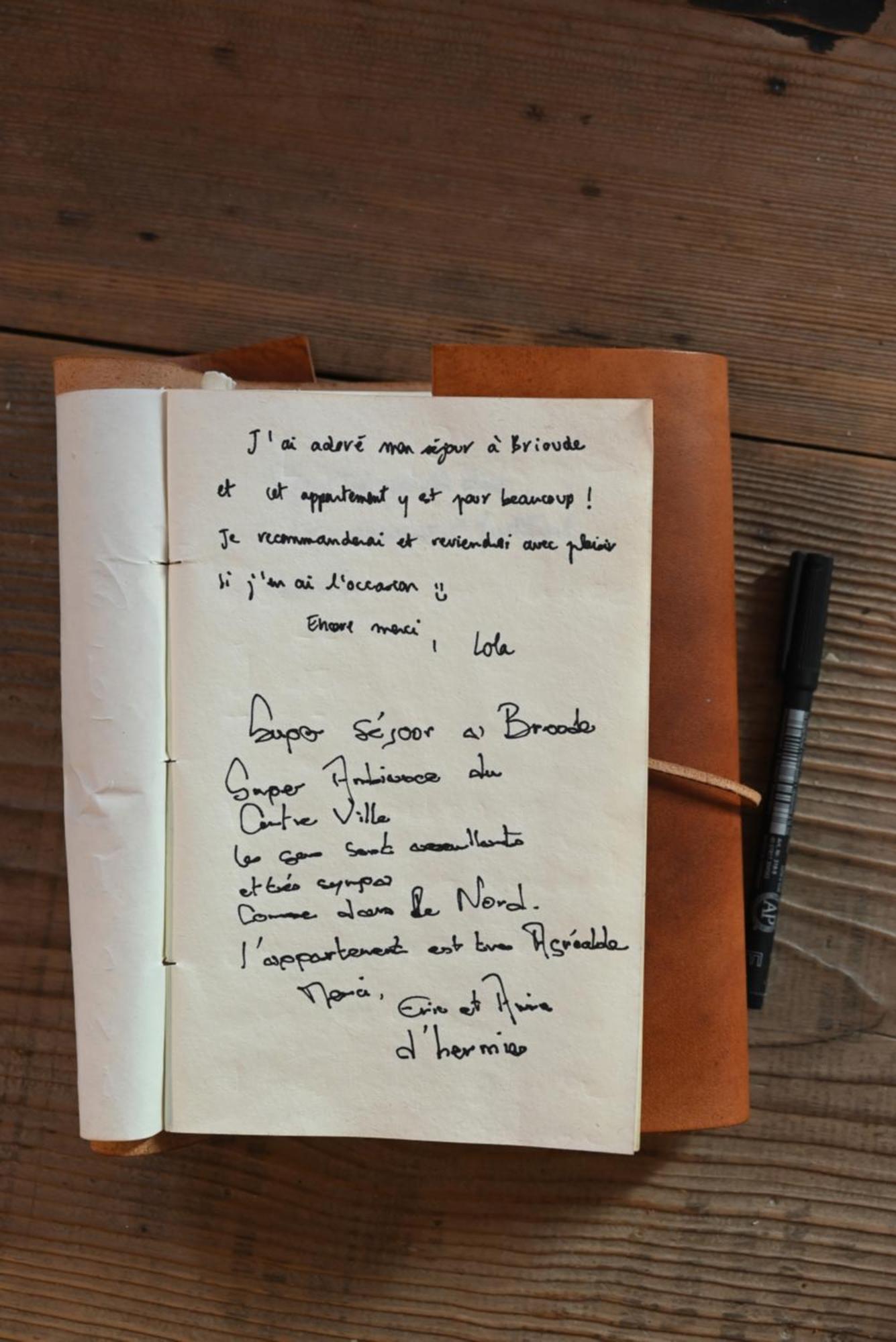 La Brocante - Meilleurhote-brioude *